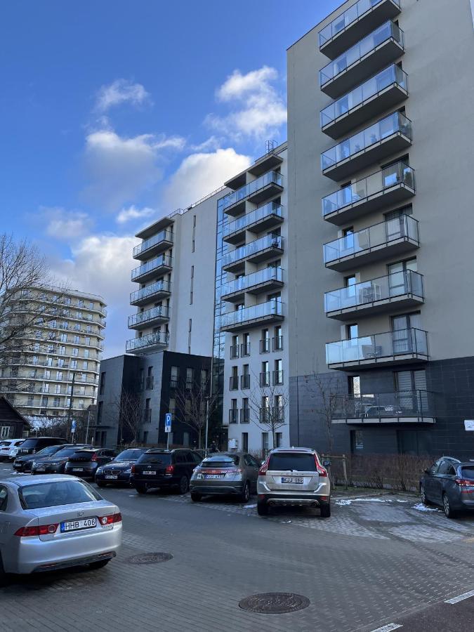 Lovely Flat With Great Location *